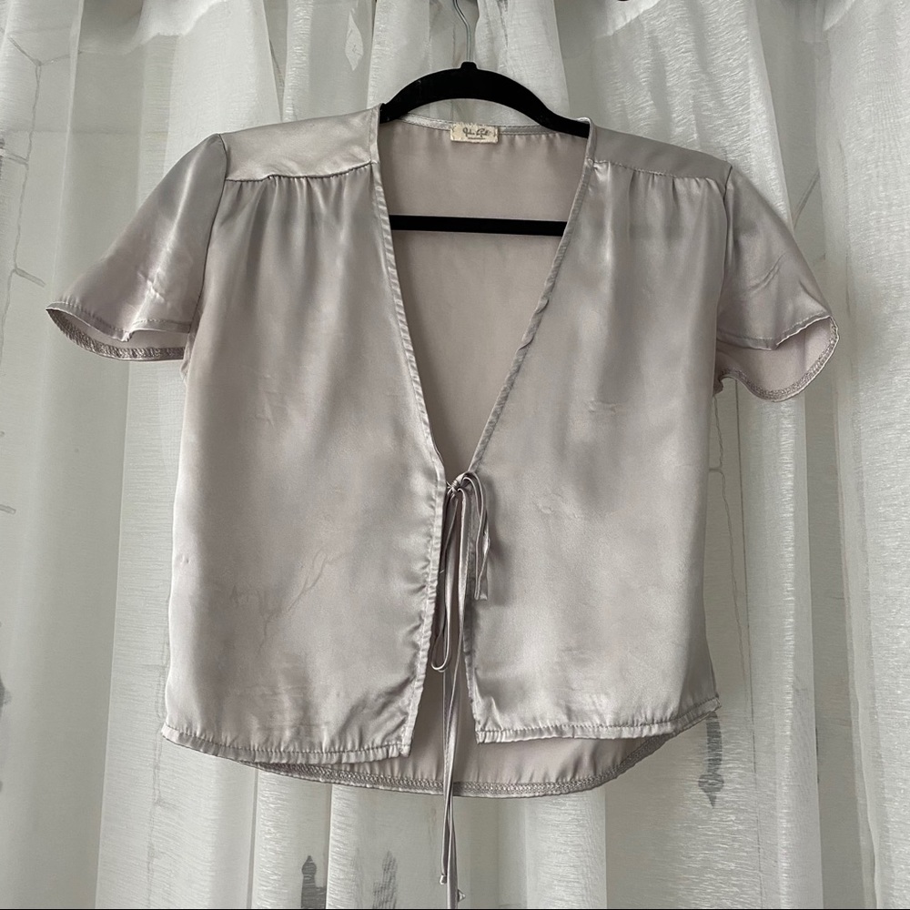 Brandy Melville tie up top